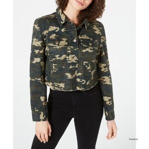 TINSELTOWN CAMO CROPPED RAW EDGE HEM JACKET ARMY GREEN - EUC